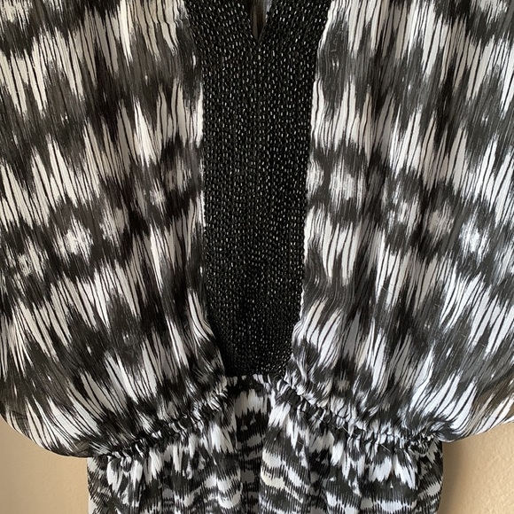 CACHE Black and White Dolman Sleeve Beaded Blouse - Picture 4 of 7